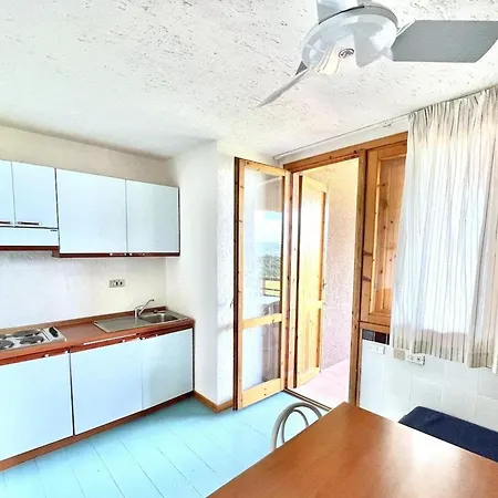 In Olbia For 4 Guests Appartement *