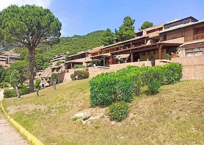 In Olbia For 4 Guests Cugnana Verde